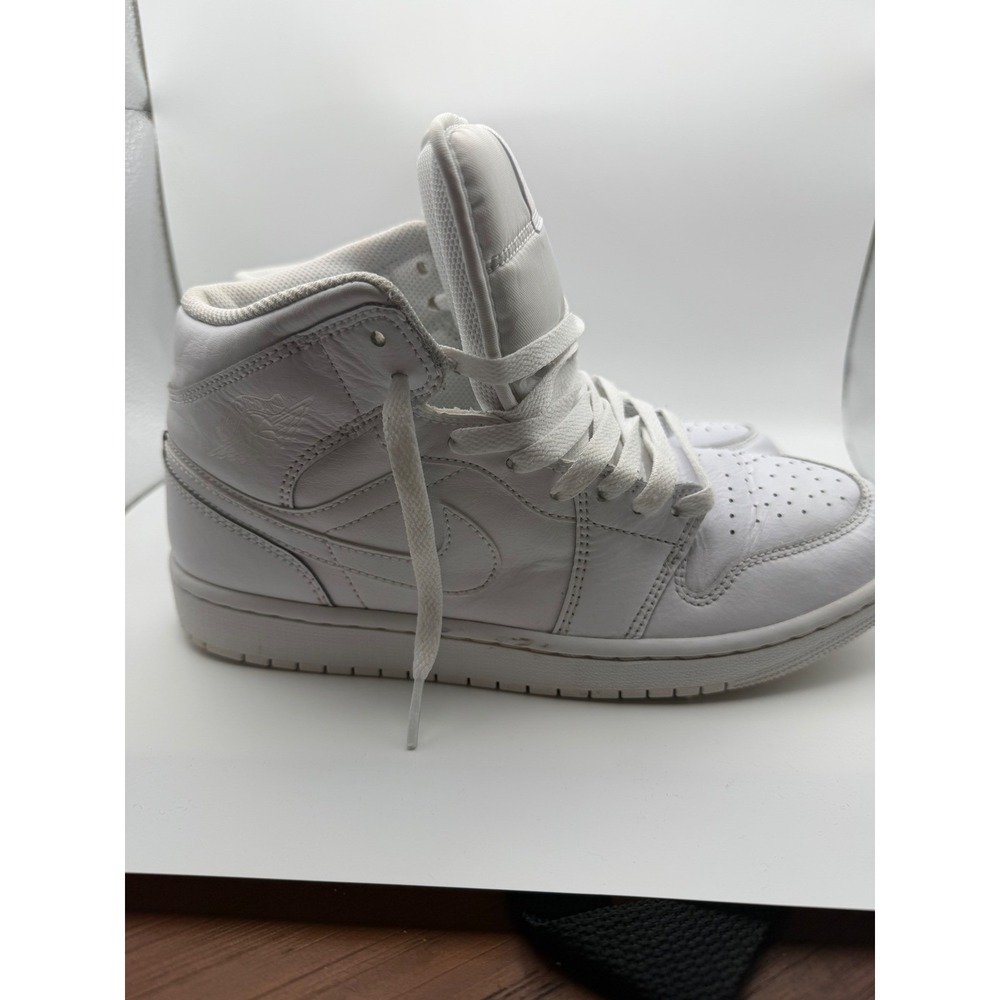 Nike Air Jordan 1 Mid Triple White Leather Sneakers 554724-130 Mens Size 8 - Picture 5 of 12
